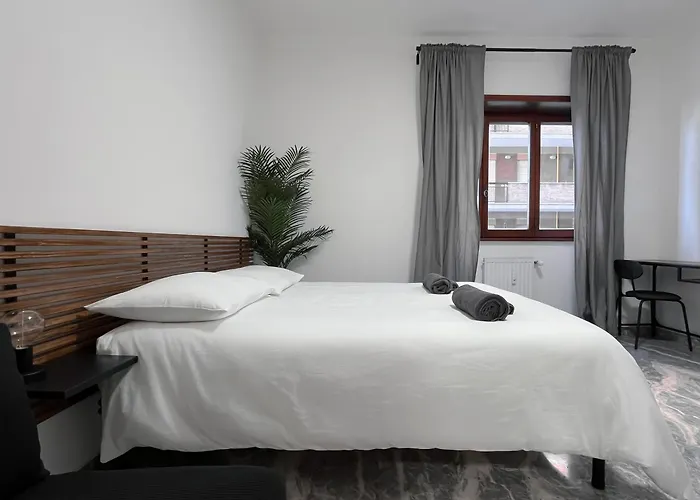 Pascia Rooms